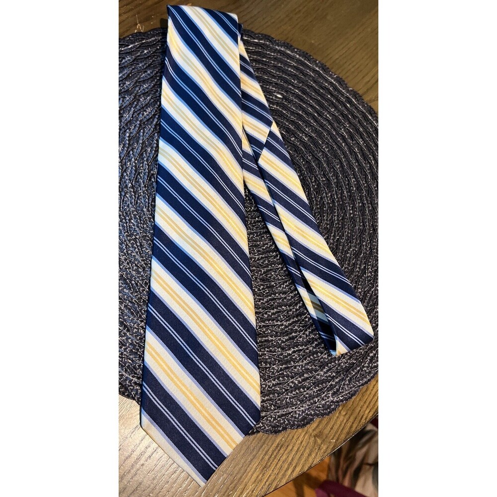 Peter Millar Men’s 100% Silk Tie Blue yellow White Golfer Print Striped Necktie